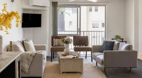 2 mins to Kings Beach w shared rooftop and whale watching views plus pool - Image 3