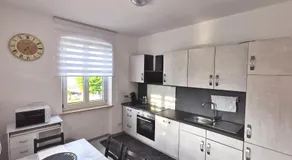 Sehr Schönes 2 Zimmer Maisonnette Wohnung - Image 3