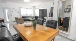 אגם בגליל -וילה ו-3 סוויטות מקסימות למשפחות עם בריכה מחוממת - Image 3