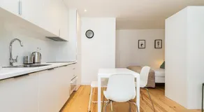 Design and bright studios near Pastéis de Belém - Image 3