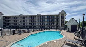 Landmark Inn On The River Sevierville - Image 2