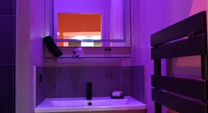 SECRET33 - Image 5