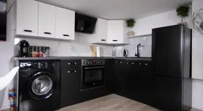 80qm - 4 rooms - private parking - Keller-Basement - MalliBase Apartments - Image 3
