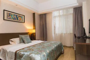 Moon Bay Holiday Hotel - Image 2