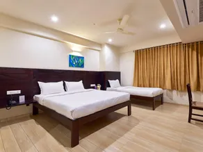 Hotel Tulsi - Image 2