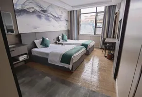 Hesheng Hotel - Image 2