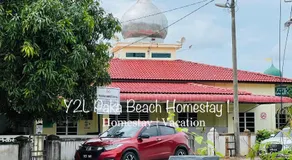 YL Legacy Homestay Paka 1 - Near Beach & Opposite Surau - Image 4