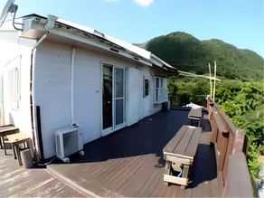 Tebiro Beachside Pension Green Hill - Image 2