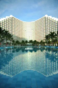 Sea Moon Cam Ranh Beach House - Image 2