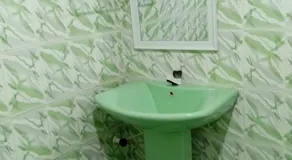 NMA Holiday Inn - Image 2
