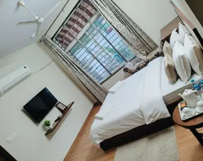 The Chakra Luxury Stay - Image 2