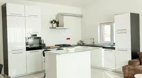 Lux House Olga - Image 3
