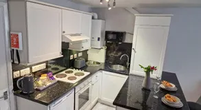 Dove Apartments - Image 4