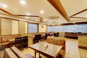 43639 Hotel Sri Alok Park - Image 5