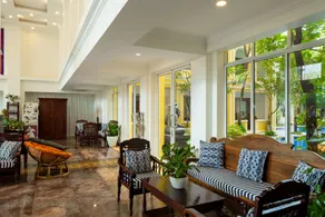 La Residence WatBo Hotel - Image 4