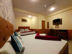 The Shalangco Villa Deluxe Family Room - Image 2