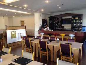 Grand Hoyah Hotel - Image 3