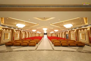 Lotus Hotel & Resort - Image 4