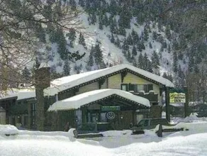 Georgetown Mountain Inn - Image 1