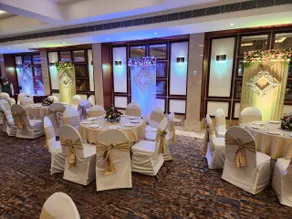 Hotel Golden Orchid - Image 5