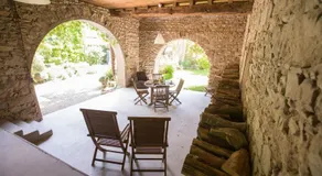 Le Clos Du Perret - Image 3
