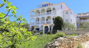 Apartments by the sea Arbanija, Ciovo - 19527 - Image 3