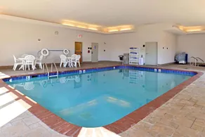Spark by Hilton Grand Island - Image 2