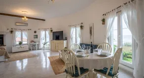 Ocean Garden, 4 units by the ocean - Image 2