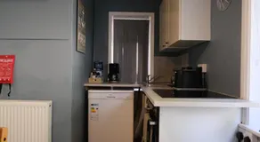 Admirals Apartment 'As seen in Beyond Paradise ' sleeps 6 adults - Image 4