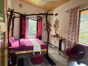 Kut House - Image 2