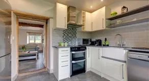 Garden Cottage - Image 3