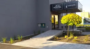 Aparthotel WADOWICE & Hostel GENERY - Image 3