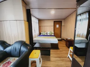 Veronica Alpina Homestay - Image 4
