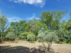 Very attractive detached villa with swimming pool - Image 4