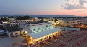 Albergo Diomedee Rooms on the Beach - Image 3