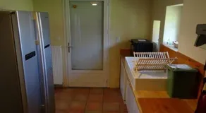 Charmante Ferme Rénovée avec Terrasse à 7 km du Mans, 8 Couchages, TV, Internet, Cuisine Équipée - FR-1-410-254 - Image 4