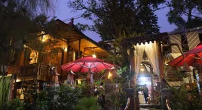 Badjoeri Ethnic Wooden Homestay - Image 2