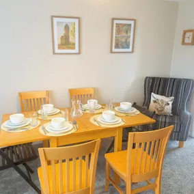 Spacious 4-Bedroom House in Glenboig - Image 4