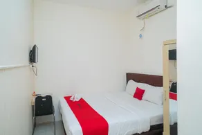 RedDoorz near Flyover Arjosari Malang - Image 2