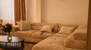 Tomorrowland Luxury Apartment - Image 5
