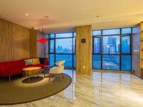 HomePlus Holiday Riverview Hotel-Chongqing Jiefangbei Hongya Cave Branch - Image 2