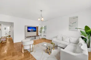 Spacious 3BR Luxe Escape near NYC - Image 2