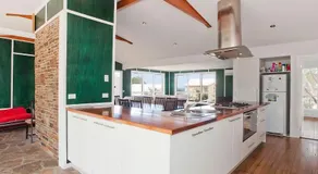 Great Ocean Retreat 43 - Image 4