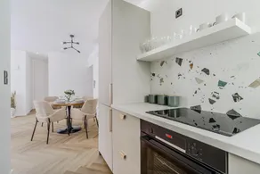 Lumina 4-room apart near Pałac Kultury - Image 3