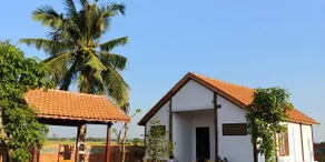 CocoPalm Villa 2 near Beach - Banana Room - Image 2