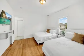 Spacious 3BR Luxe Escape near NYC - Image 5