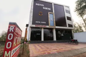 OYO Hotel Surya - Image 4