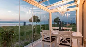 MobyDick Luxury Beach Apartment - Image 2
