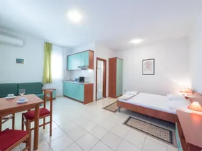 Villa Borna Apartments - Deluxe Studio Apartment 2 Adults - br. 5 - Image 2
