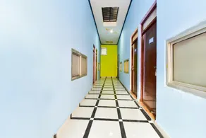 OYO REW053 Holiday Guest House - Image 3